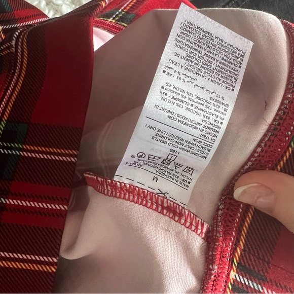 Plaid Stevie Old Navy Pants. - Picture 5 of 5